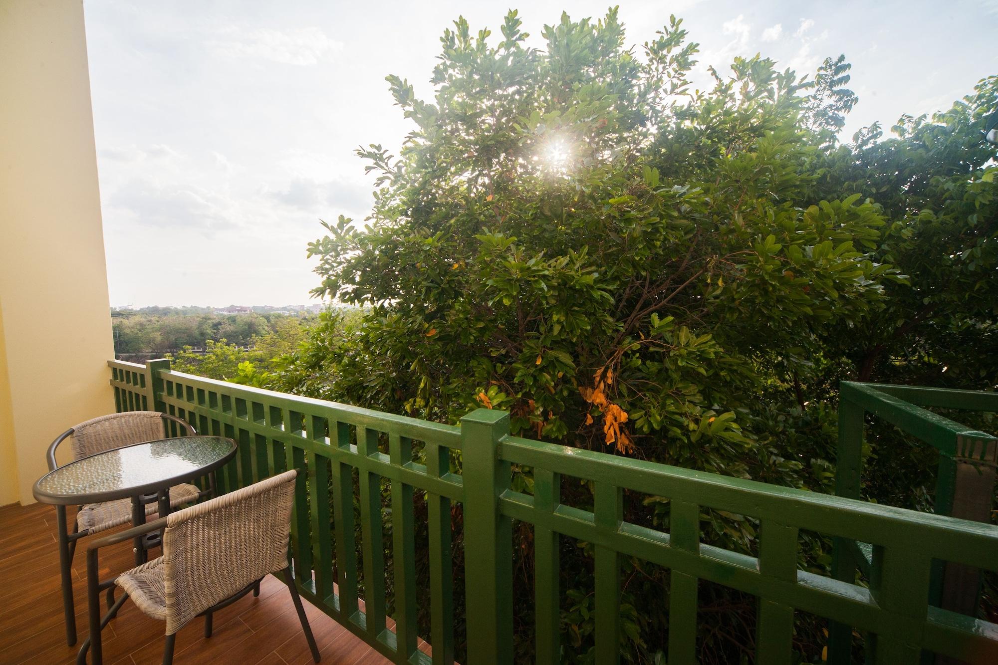 Anchan Laguna Hotel Khon Kaen Exterior foto