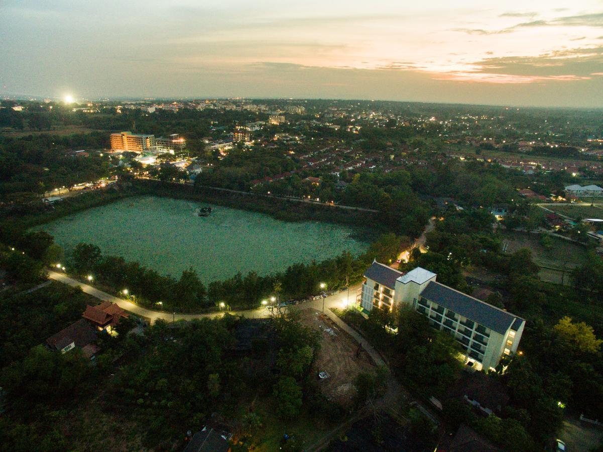Anchan Laguna Hotel Khon Kaen Exterior foto